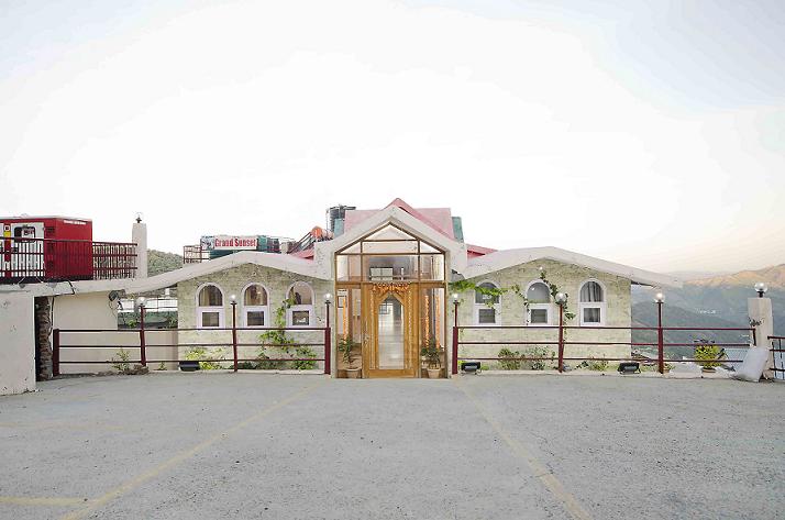 Hotel Grand Sunset Chail