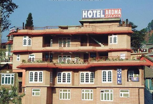 Hotel Aroma Palace Chamba