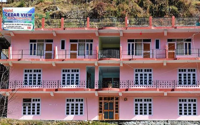 Hotel Cedar View Kullu