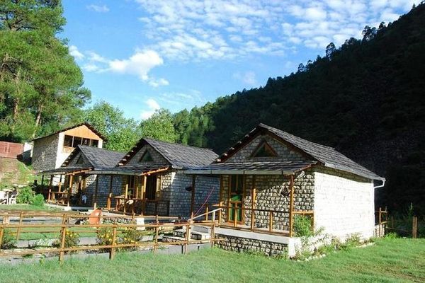 White Stone Cottages Kullu