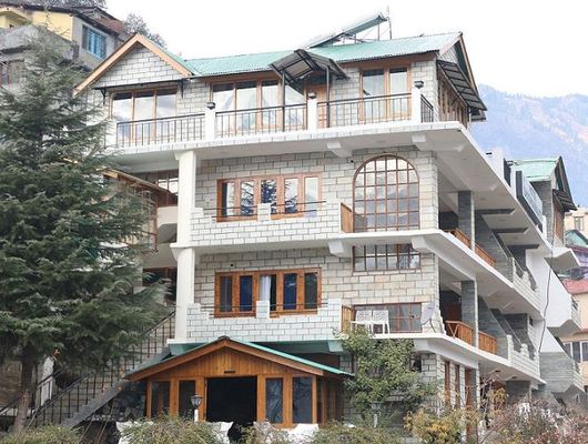 Hotel Shishamaati Kullu