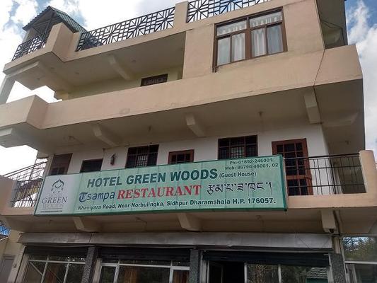 Hotel Green Woods Dharamshala