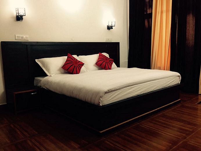 Head N Tail Kasauli