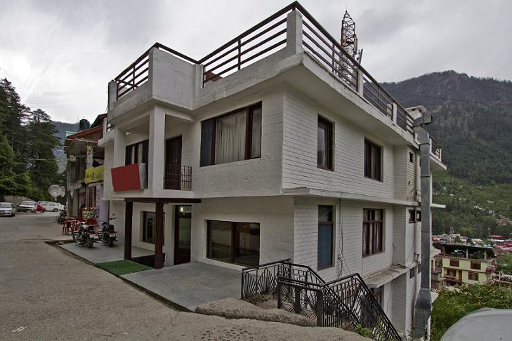 Hotel Meadows Manali