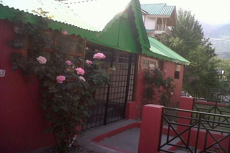 Rishaan Cottage Manali