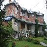 Navek La Country Home