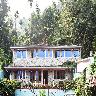 Lilly Garden Holiday Home